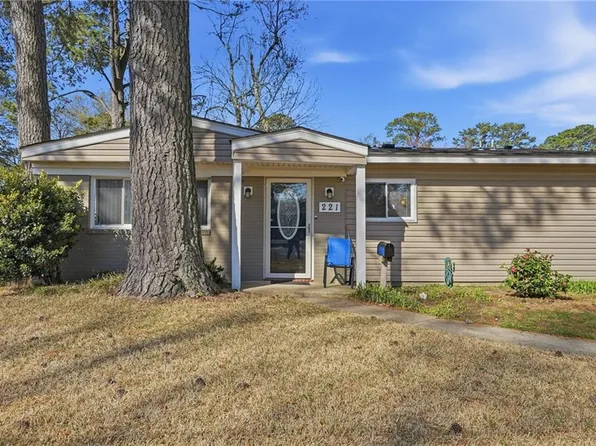 221 Cassady Ave, Virginia Beach, VA 23452