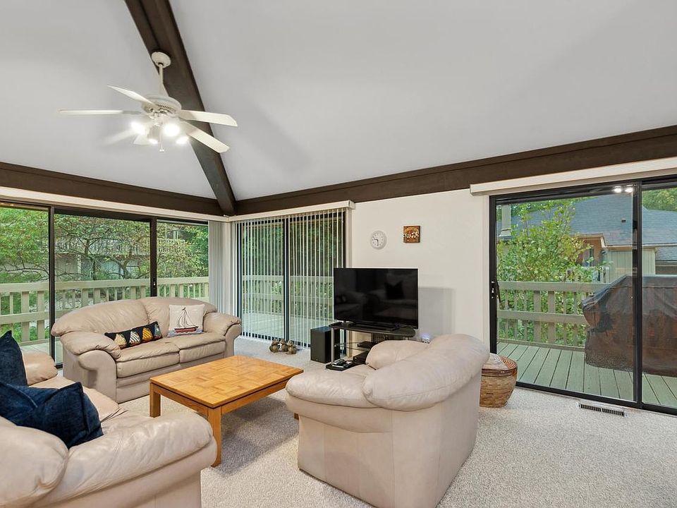 Abbey Springs 708 Burning Tree Ln Fontana WI Zillow