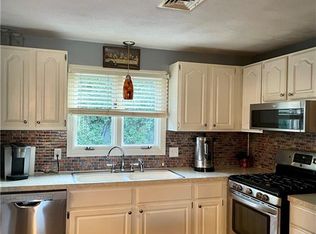 125 Rutland St, Cranston, RI 02920