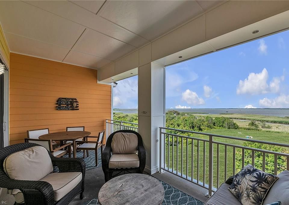 1st image of 3738 Sandpiper Rd APT 431B