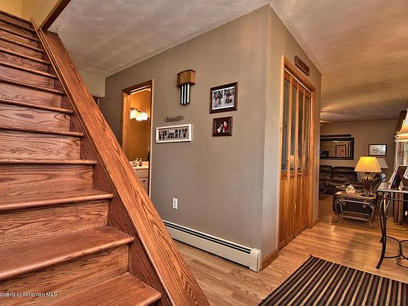 3rd image of 1118 Claire Dr