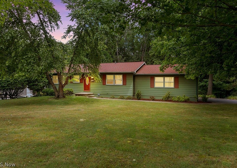 1st image of 2080 Bentley Dr