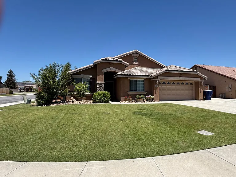 13214 Yampa River St — Photo 1