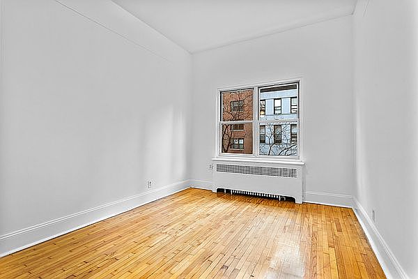 1st image of 209 E 60th St APT C1