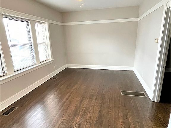 2nd image of 3506 W Grace St #2