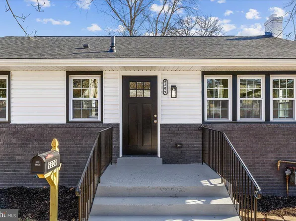 9209 48th Pl, College Park, MD 20740