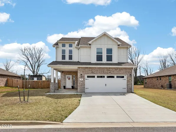 348 E Greystone Sq, Webb City, MO 64870