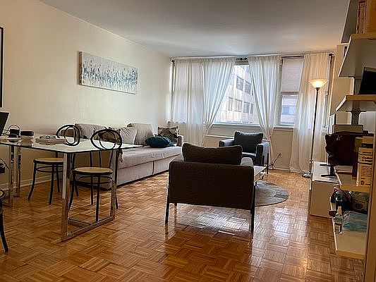 1st image of 200 E 58th St APT 7E