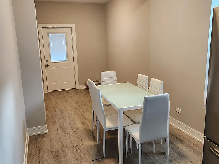 3411 N Troy St #2 — Photo 13