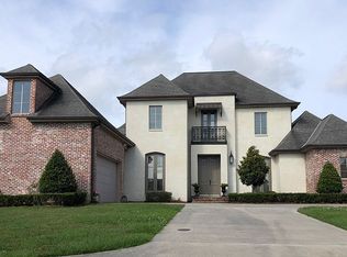400 Tigerlily Dr, Houma, LA 70360