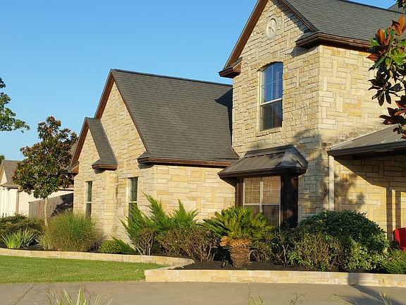 3rd image of 5119 Congressional Dr