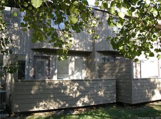 51 Far View Cmns UNIT 51, Southbury, CT 06488