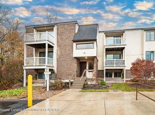 523 Bainbridge Dr APT 37, East Lansing, MI 48823