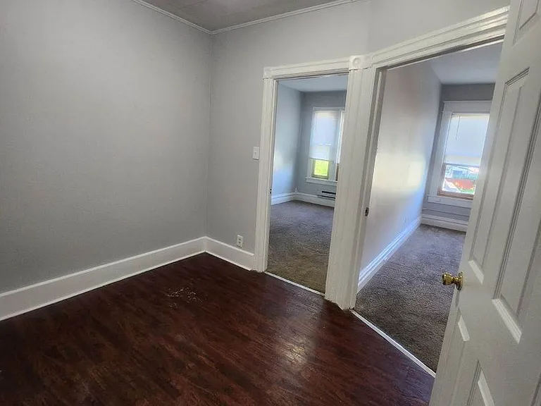 207 N 8th St — Photo 3