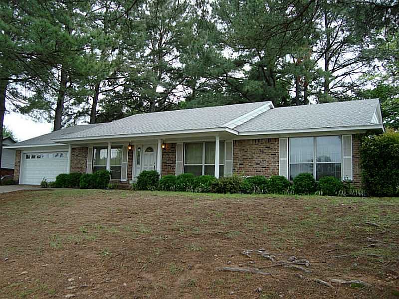 1st image of 1100 Northview Dr
