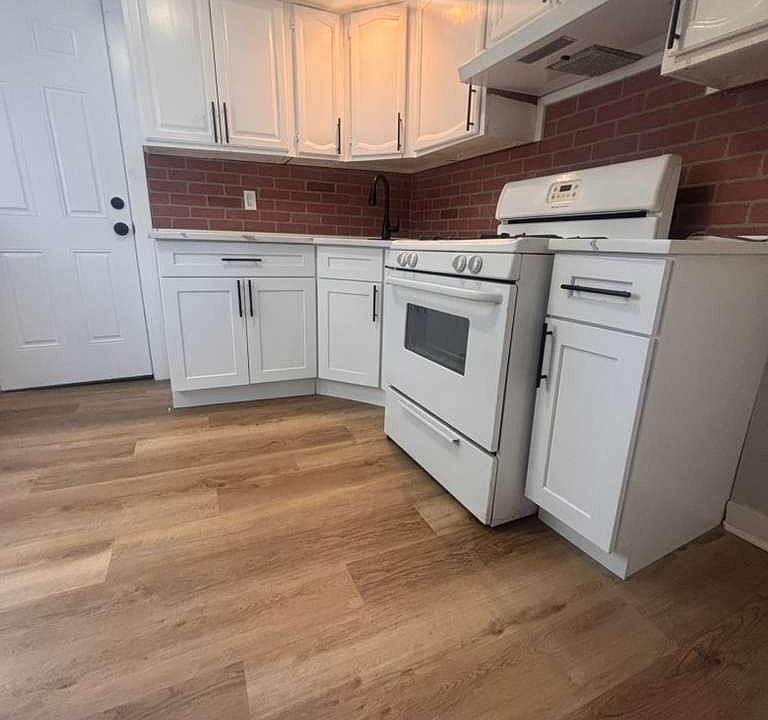 1st image of 408 Home Ave