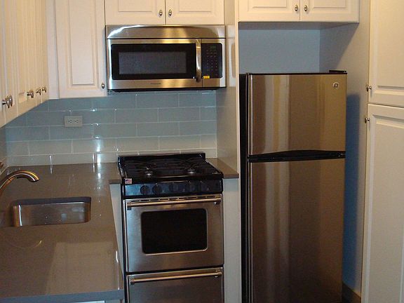 3rd image of 60 E 12th St APT 4G