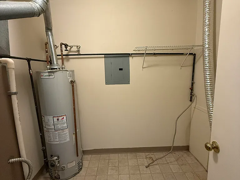 1257 Oxford Manor Ct #1 — Photo 18