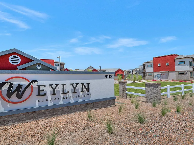Weylyn Luxury Apartments — Photo 71