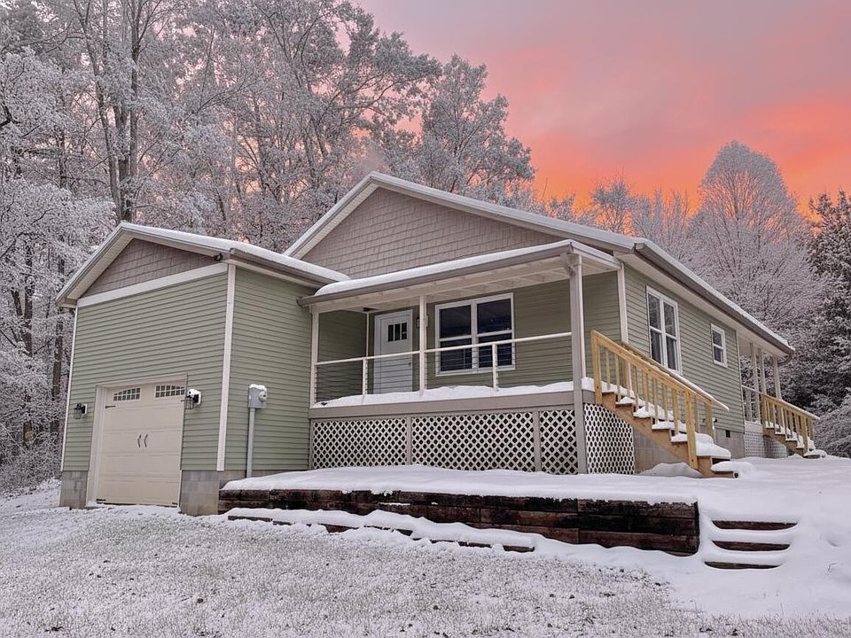 1st image of 3361 McRoberts Rd