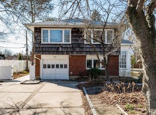 597 Old Bethpage Rd, Old Bethpage, NY 11804