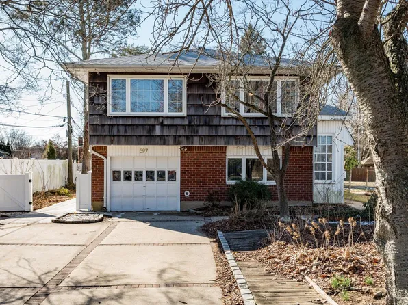 597 Old Bethpage Road, Old Bethpage, NY 11804