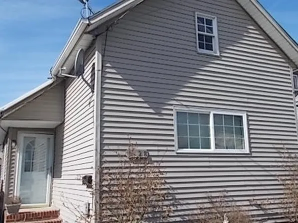 3128 W 56th St, Cleveland, OH 44102