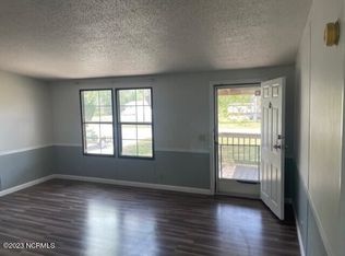 1182 McAllister Rd, Jacksonville, NC 28540