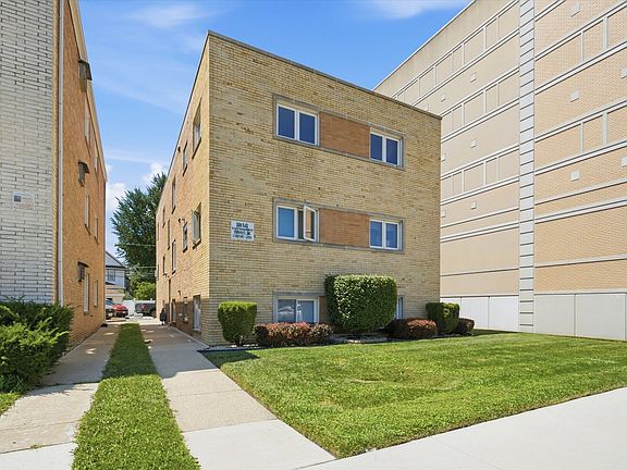 2nd image of 3326 S Grove Ave #6