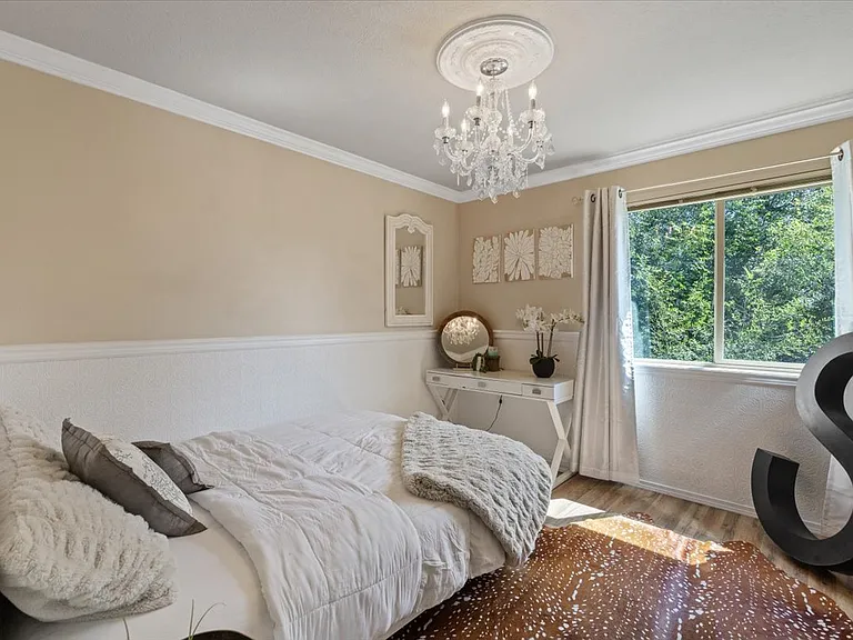 9306 N Mountain Ln — Photo 9