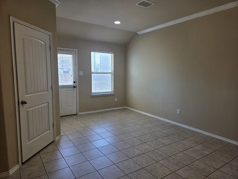 12205 Big Rock Dr — Photo 8