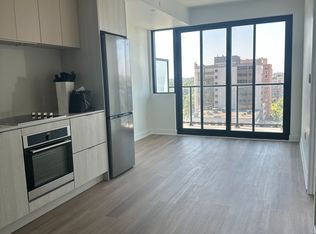 3009 Novar Rd #1013, Mississauga, ON L5B 1S4