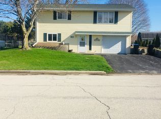 813 Fathom Pl, Sturgeon Bay, WI 54235