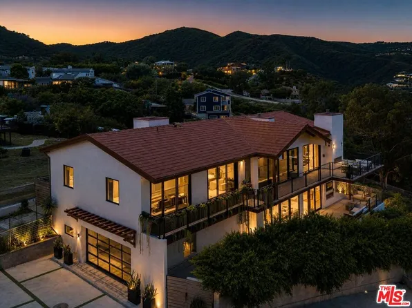 5904 Kanan Dume Rd, Malibu, CA 90265