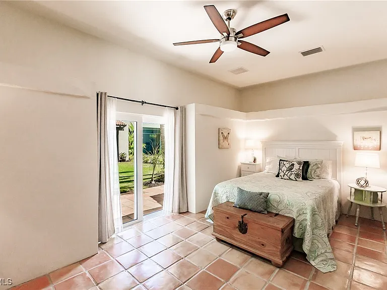 1291 Caloosa Dr — Photo 24
