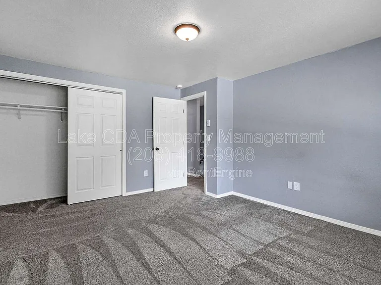 1423 E Lunceford Ln #2 — Photo 15