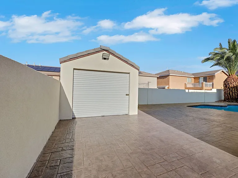 56 Ashby Hills Ct — Photo 40