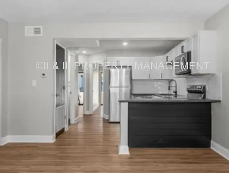 1505 W 25th Ct #B3 — Photo 6