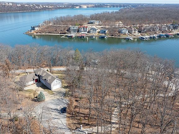4th image of 142 Grand Point Blvd