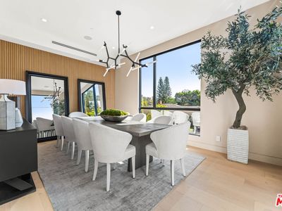 12119 Travis St, Los Angeles, CA, 90049