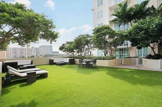 410 Evernia St #720 — Photo 21