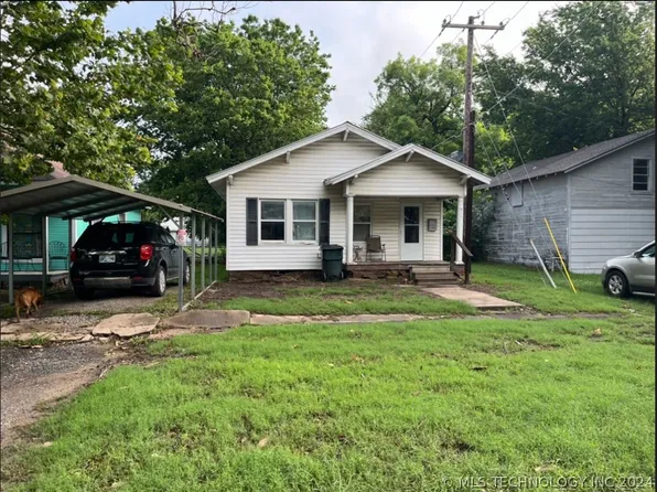 913 W 6th St, Okmulgee, OK 74447