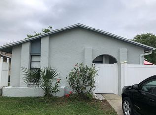 10722 Crowngate Ln, Tampa, FL 33624