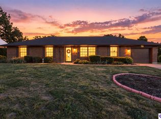 718 Carolyn St, Radcliff, KY 40160