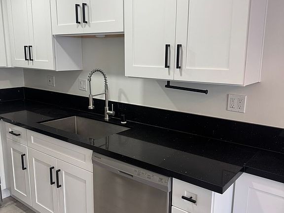 3rd image of 7681 Ellis Ave APT B