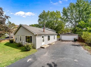 8935 Palisades Rd, Burr Ridge, IL 60527