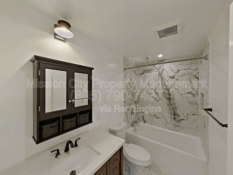 250 Ash Ave #C — Photo 9