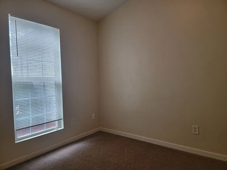 5530 Union Pointe Pl — Photo 10