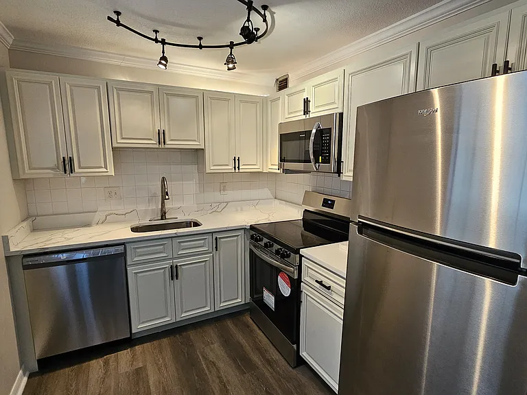 11720 Raintree Village Blvd #A — Photo 12