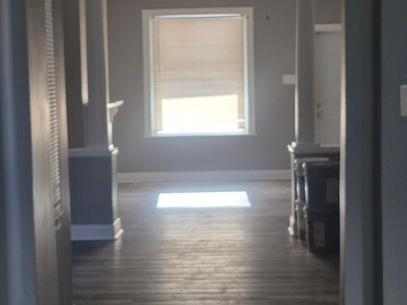 4th image of 114 N Yewdall St